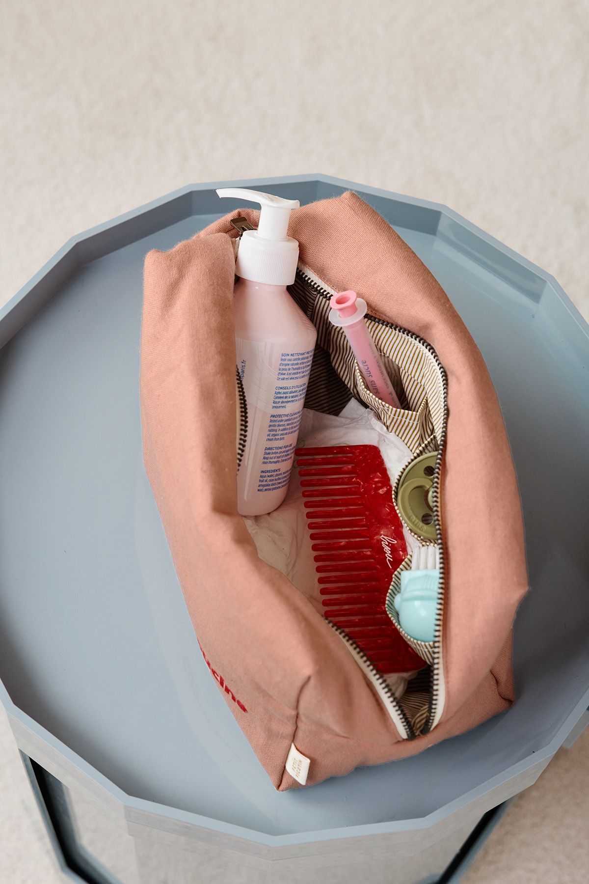 grande trousse de toilette avec des poches intérieures en lin personnalisable enfant adulte
