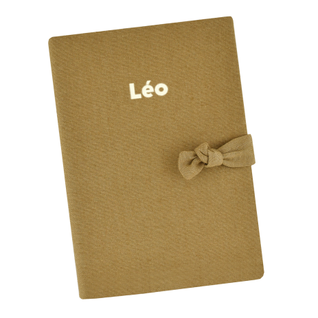 protège carnet de santé en lin personnalisé - idée cadeau de naissance personnalisée