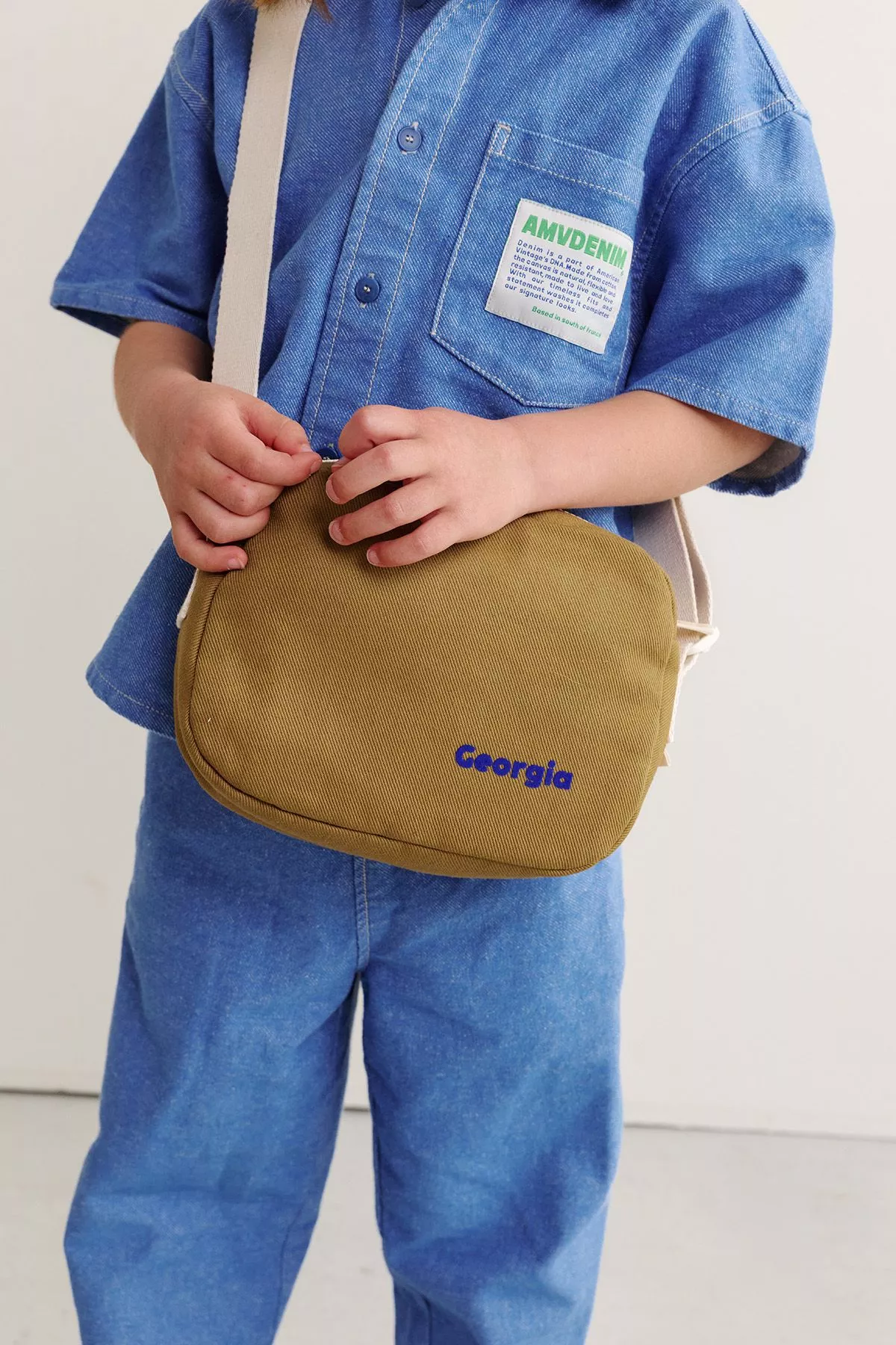 personalizable crossbody handbag for little girls