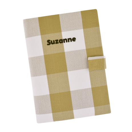 protège carnet de santé à carreaux pour bébé personnalisable