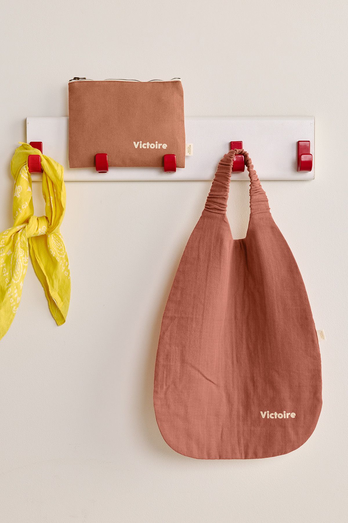 petite pochette unie avec zip à personnaliser