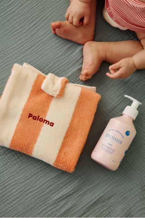 cambiador de viaje de esponja a rayas personalizable