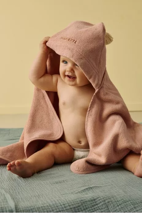 cape de bain bébé personnalisable éponge absorbante et moelleuse