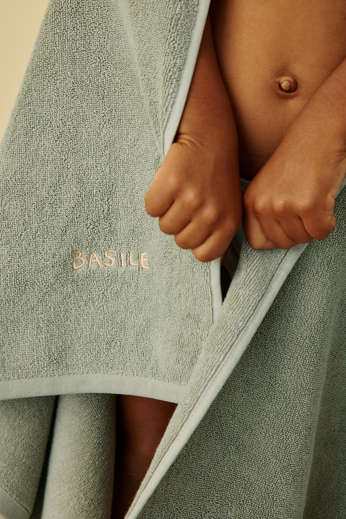 serviette de toilette et bain éponge personnalisable pour enfant