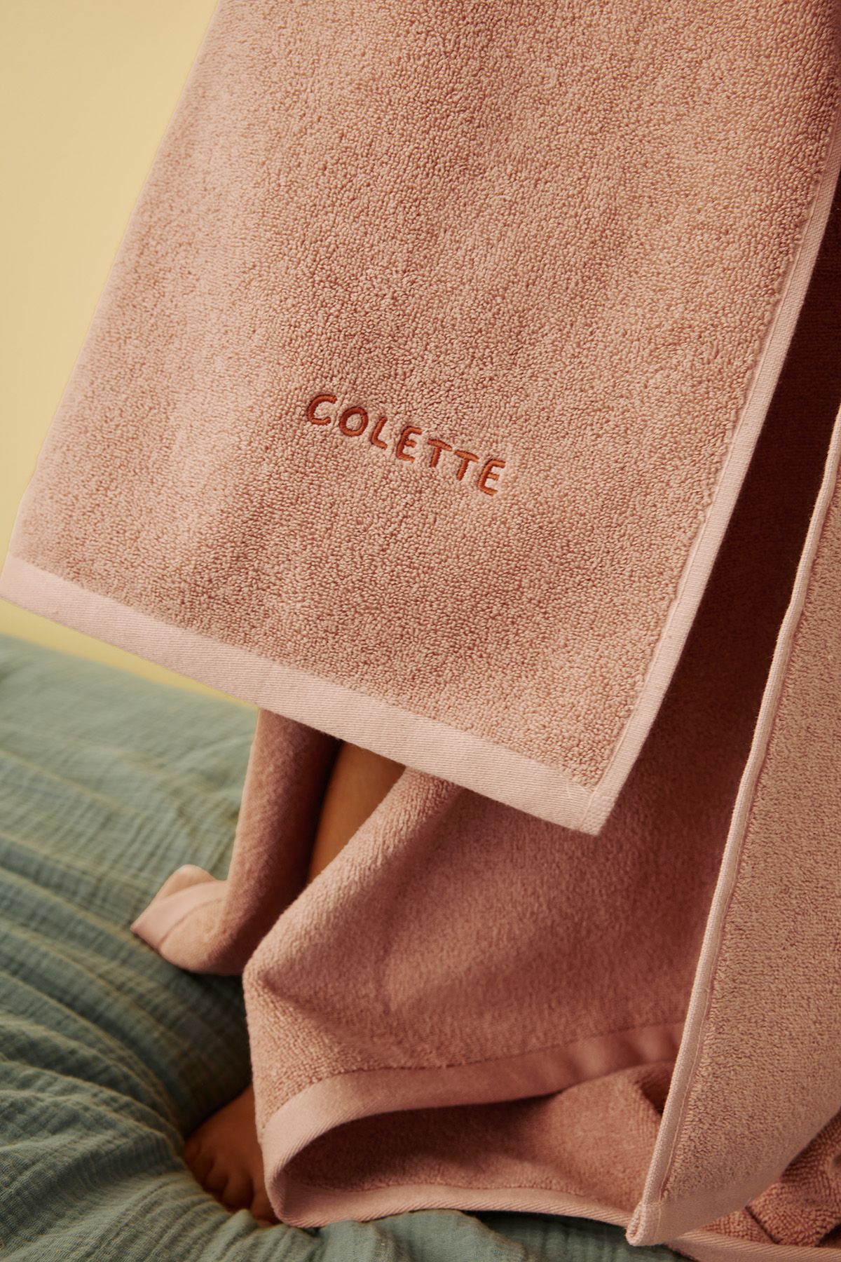 serviette de toilette et bain éponge personnalisable pour enfant
