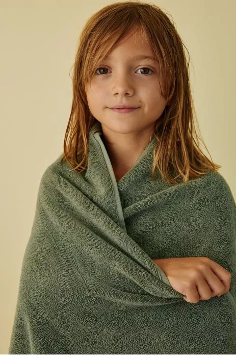 serviette de toilette et bain éponge personnalisable pour enfant