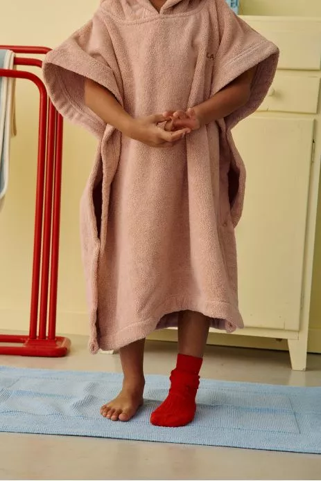 poncho enfant personnalisable pour bain et plage éponge moelleuse
