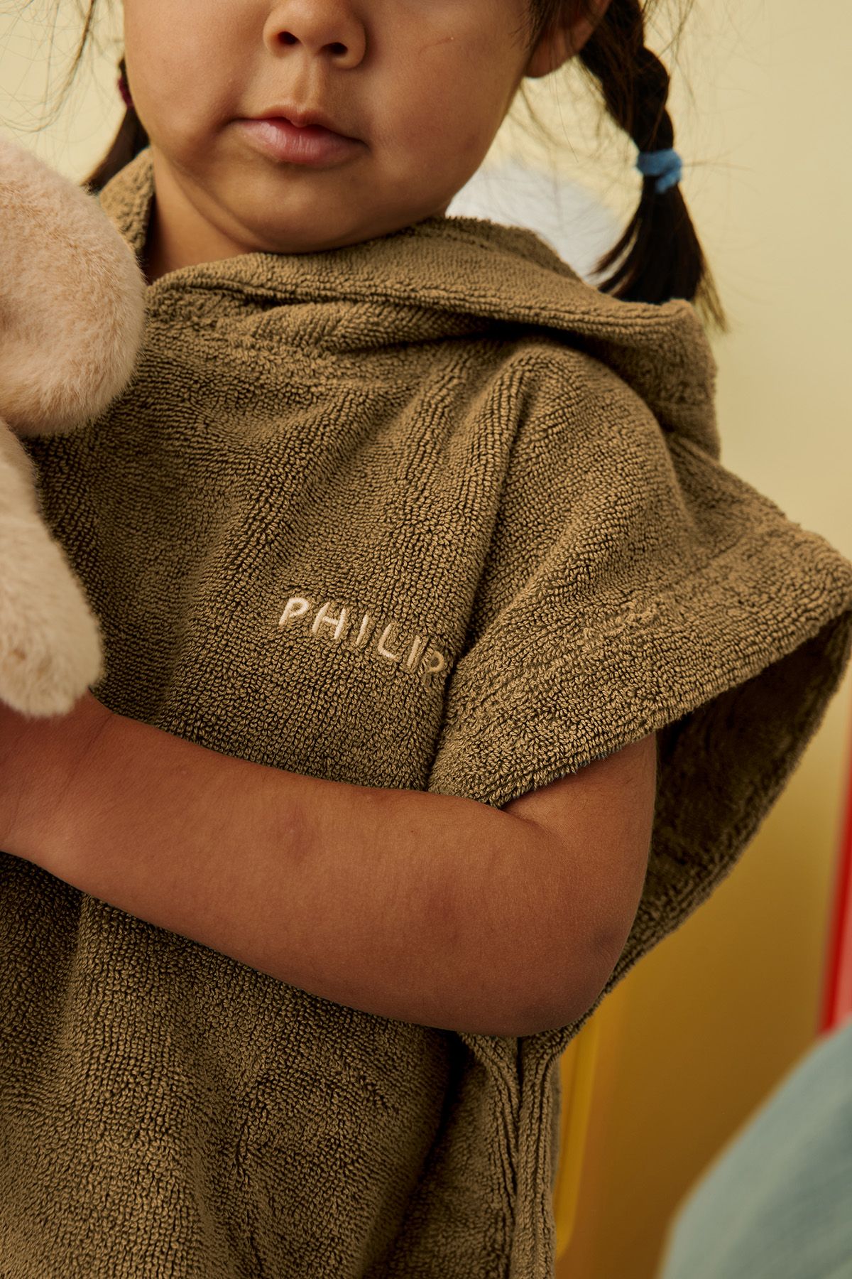 poncho enfant personnalisable pour bain et plage éponge moelleuse