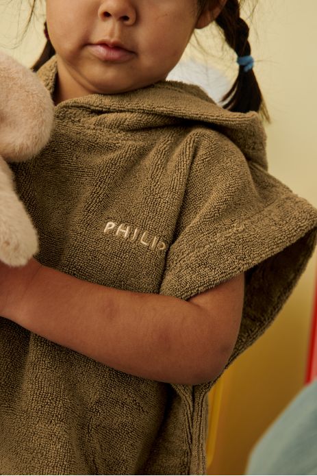 poncho enfant personnalisable pour bain et plage éponge moelleuse