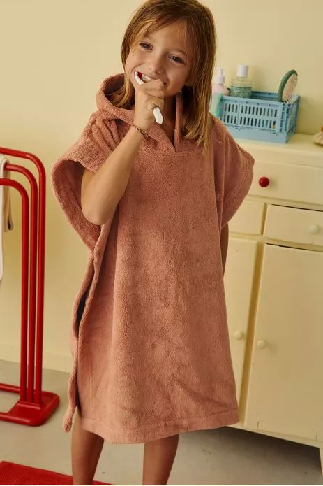 poncho enfant personnalisable pour bain et plage éponge moelleuse