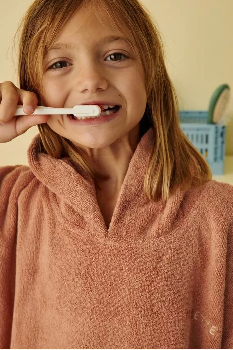 poncho enfant personnalisable pour bain et plage éponge moelleuse