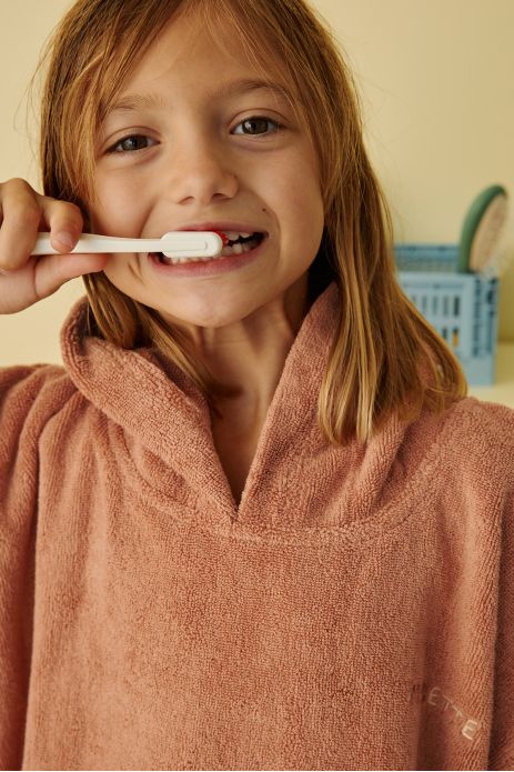 poncho enfant personnalisable pour bain et plage éponge moelleuse