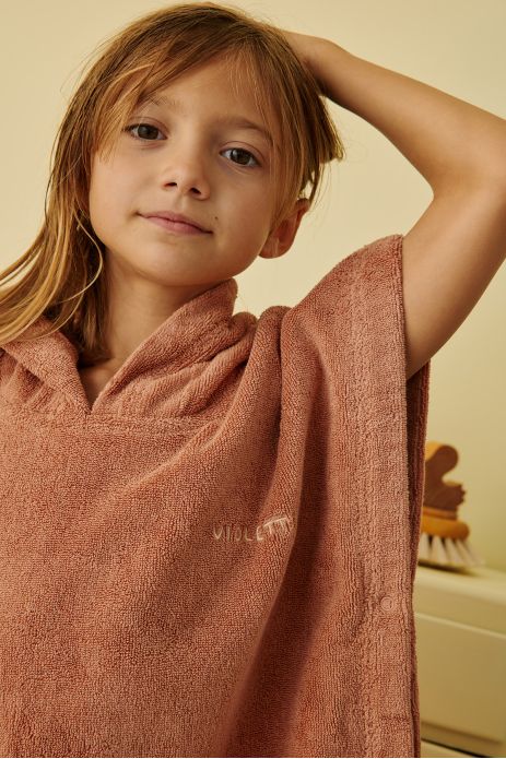 Personalizable kids’ poncho for bath and beach in soft terry cloth