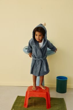 Personalizable kids’ bathrobe in soft terry cloth