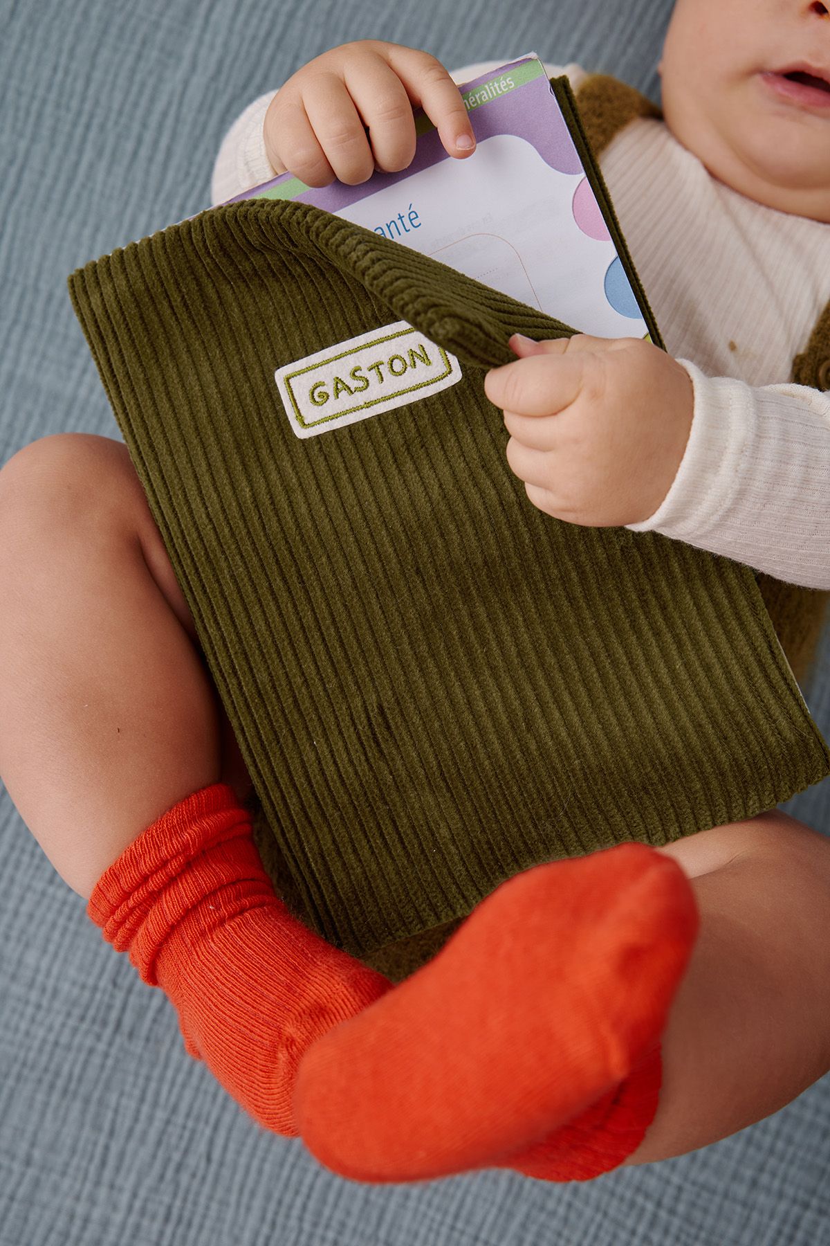 Barnabé, la funda de terciopelo para la cartilla sanitaria
