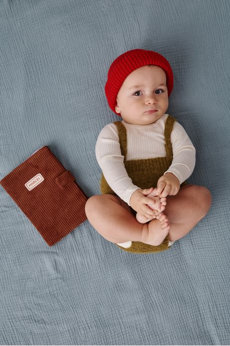 Funda personalizada de pana para la cartilla de salud del bebé