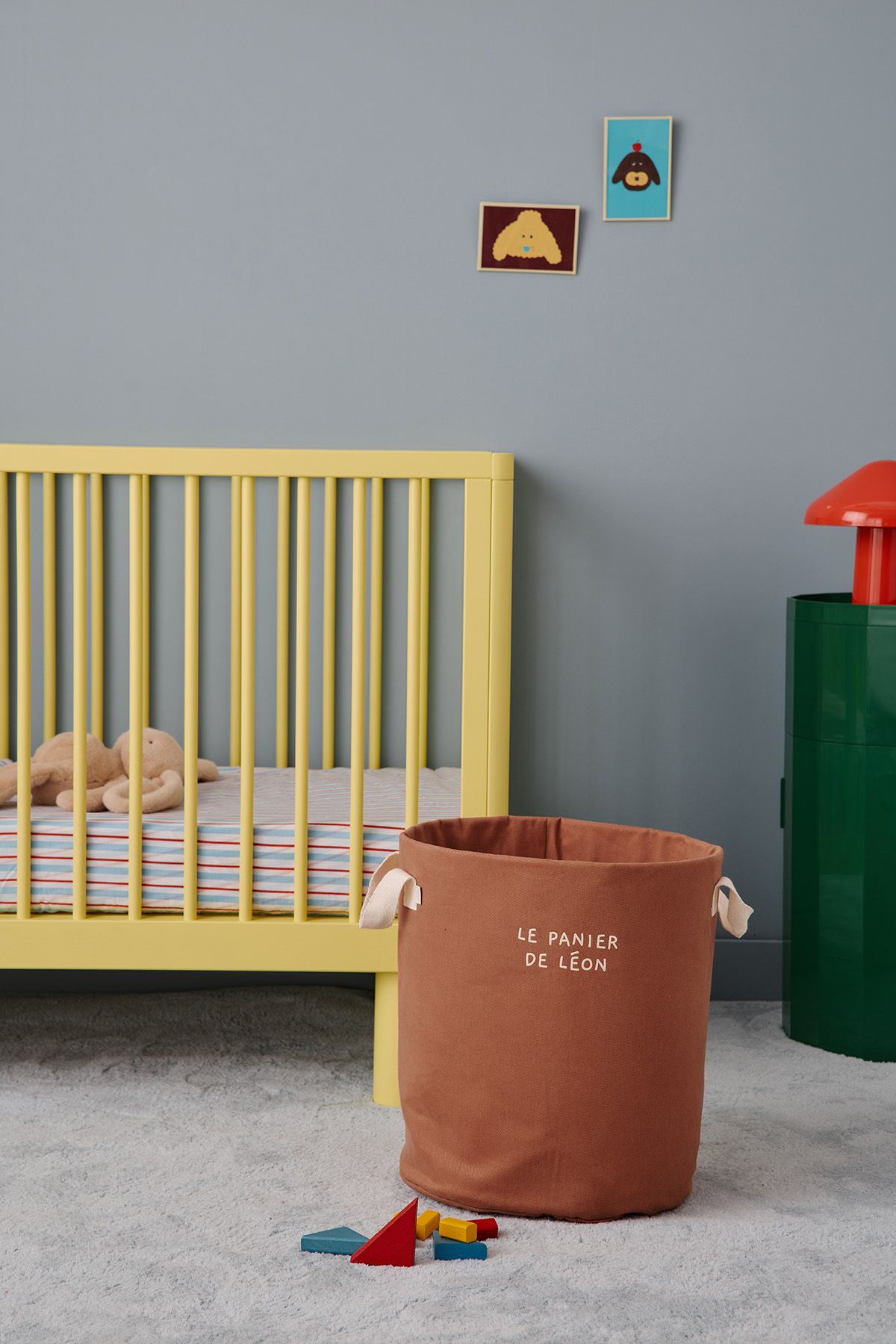 Personalizable toy storage basket in heavyweight cotton