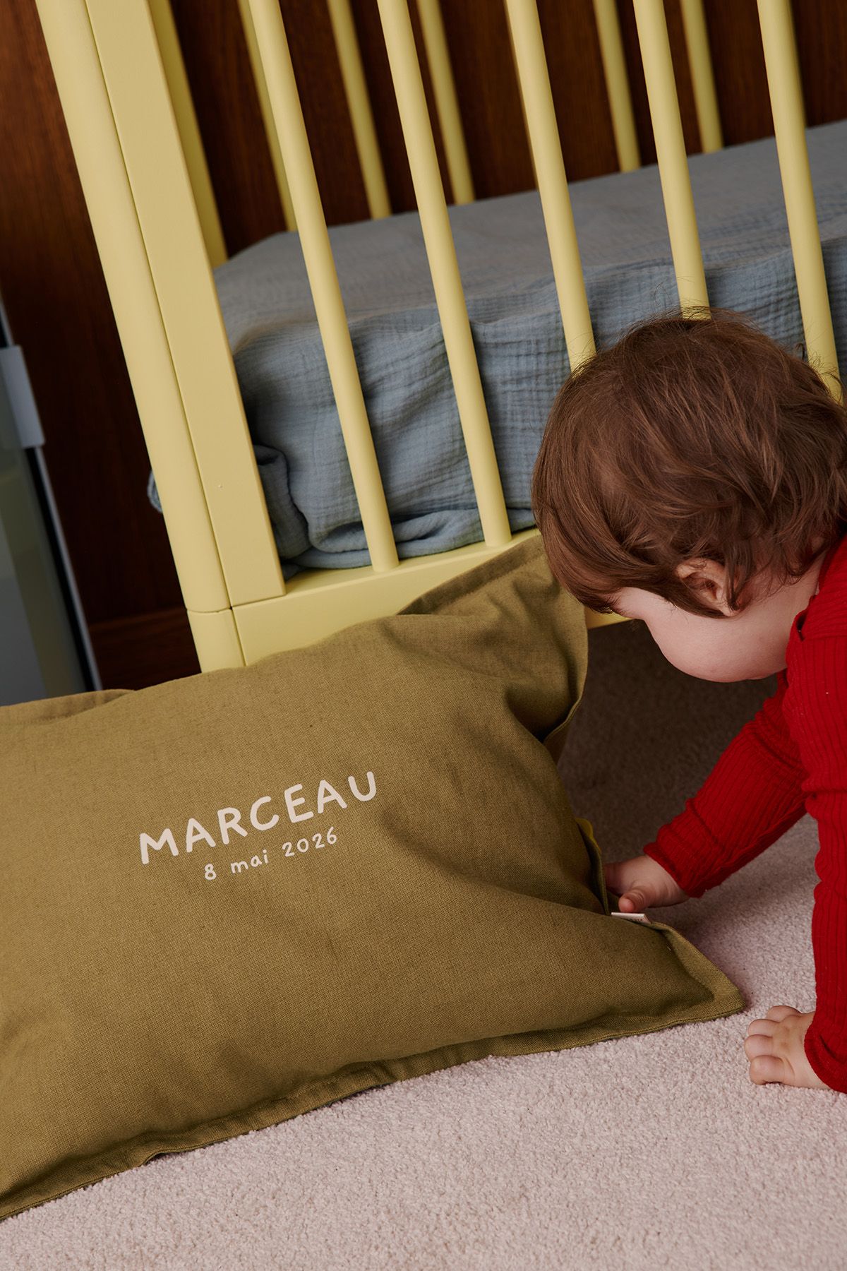 customizable linen pillow, an original baby gift for infants and children