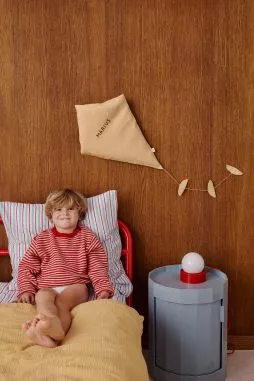 decoración de pared en forma de cometa de lino personalizable para habitación de bebé o niño