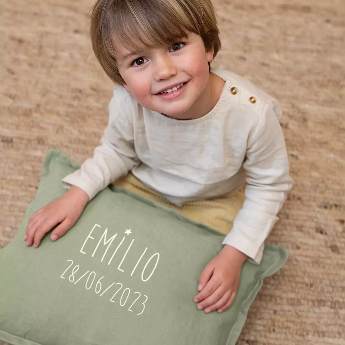 Coussin carré en velours Dili Best Caramel - Baby House Shop