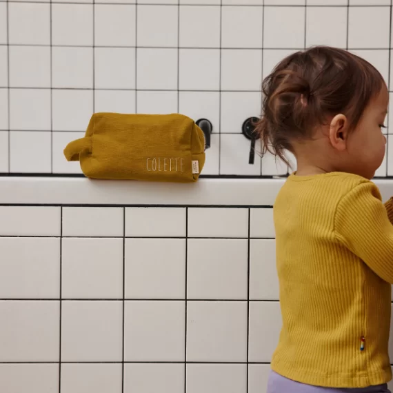 Petite trousse de toilette en lin personnalisée