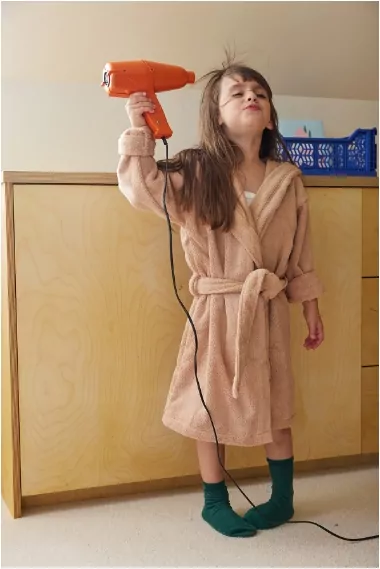 peignoir enfant personnalisé en éponge toute douce