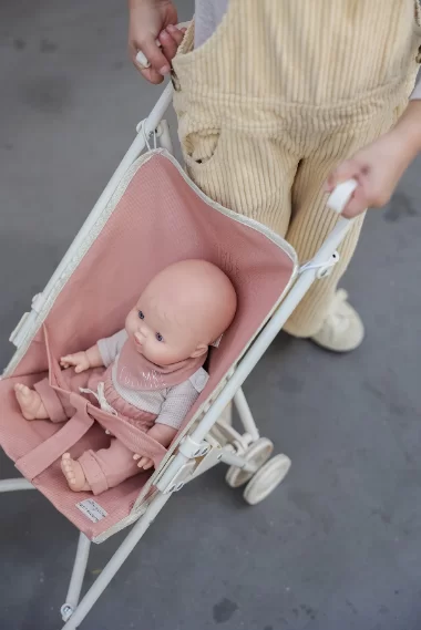 poupée et poussette enfant personnalisée