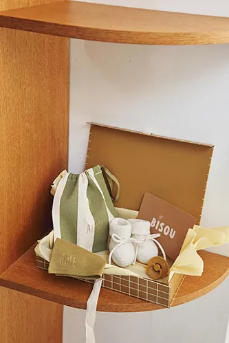 coffret cadeau enfant bébé personnalisable