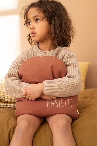 joli coussin arrondi personnalisé pour chambre bébé