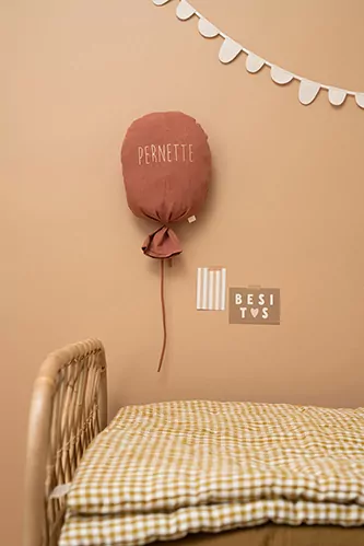 deco chambre bébé ballon personnalisé en lin