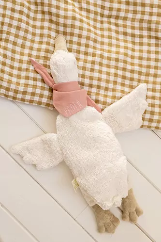 doudou oie bouillotte pour enfant avec foulard personnalisé