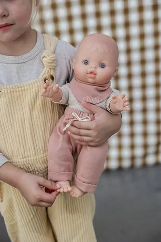 poupées personnalisables avec foulard jouet enfant
