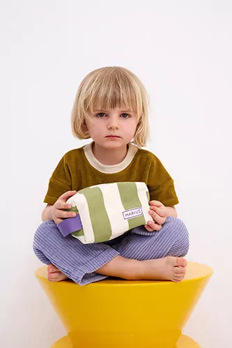 petite trousse de toilette personnalisée rayée pour bébé