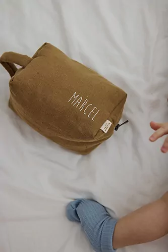 petite trousse de toilette personnalisée en lin pour enfant