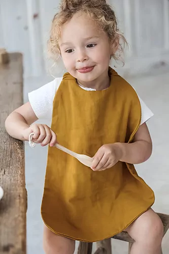 serviette de table élastiquée pour enfant