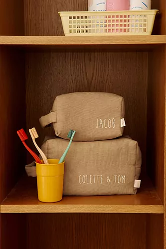trousse de toilette personnalisée en lin pour enfant