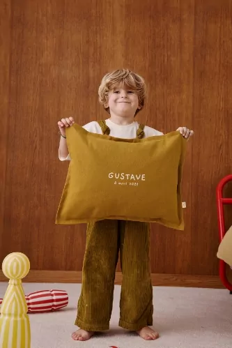 joli coussin uni et rectangulaire à personnaliser