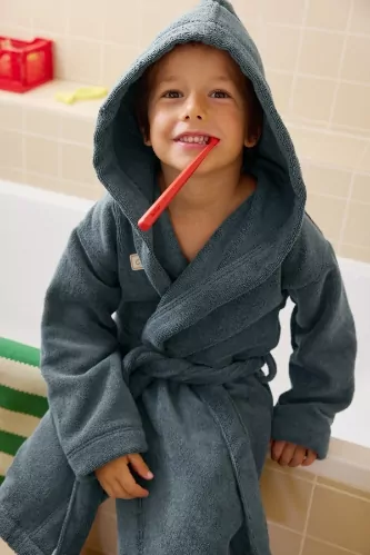 peignoir enfant personnalisé en éponge toute douce