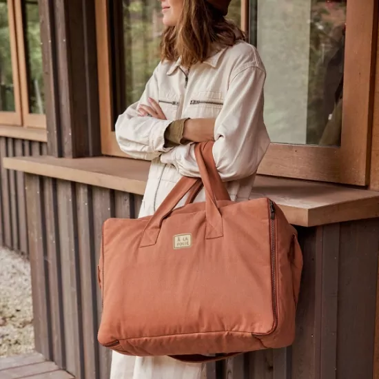 petite pochette à zip personnalisable pratique et jolie pour cadeau de mariage