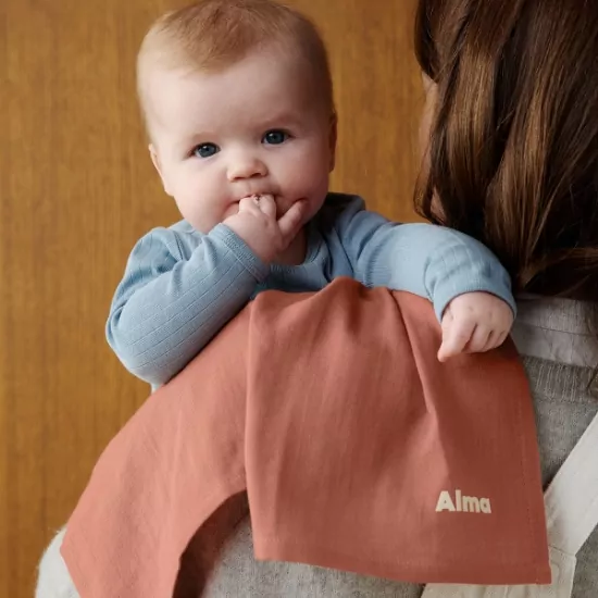 doudou avec foulard personnalisable pour cadeau de naissance