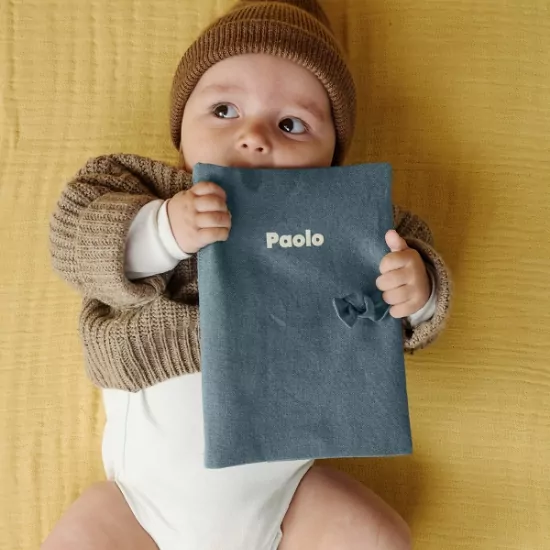 protège carnet de santé en lin personnalisable pour cadeau de naissance